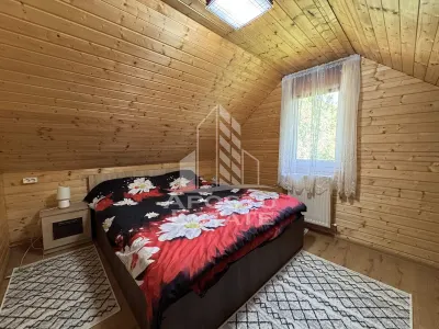 Casa din lemn, zona muntoasa, cu rau, la cheie, Ribita, Hunedoara - foto 9