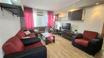 Apartament de vanzare cu 4 camere, etaj intermediar, Circumvalatiunii - Timisoara