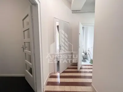 4 camere ultracentral, 132 mp + 2 terase complet renovat in Timisoara - foto 14