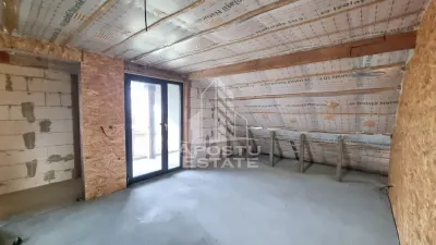 Casa individuala de vanzare la rosu cu teren generos, Seceani - foto 11