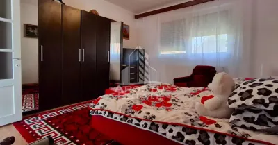 Casa de vanzare in Ineu formata din 2 cladiri - foto 11