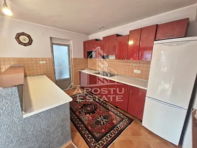 Casa in Pesac – 288 m², 2 locuinte, oportunitate rara - foto 6