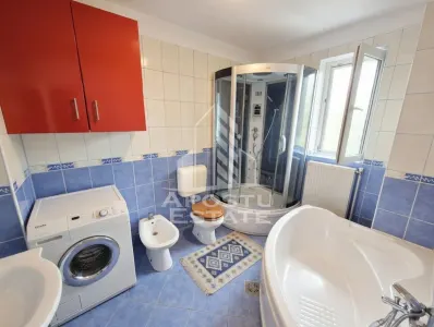Casa in Pesac – 288 m², 2 locuinte, oportunitate rara - foto 9