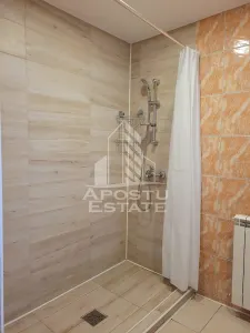 Casa desfasurata pe doua niveluri,zona Podgoria - foto 11