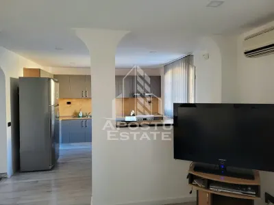 Casa desfasurata pe doua niveluri,zona Podgoria - foto 3