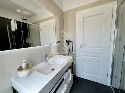 Vila in Mosnita Noua - Oportunitate de investitie sau casa ideala. - foto 4