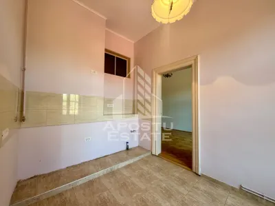 Apartament 5 camere de vanzare, renovat, zona Sinaia Timisoara - foto 9