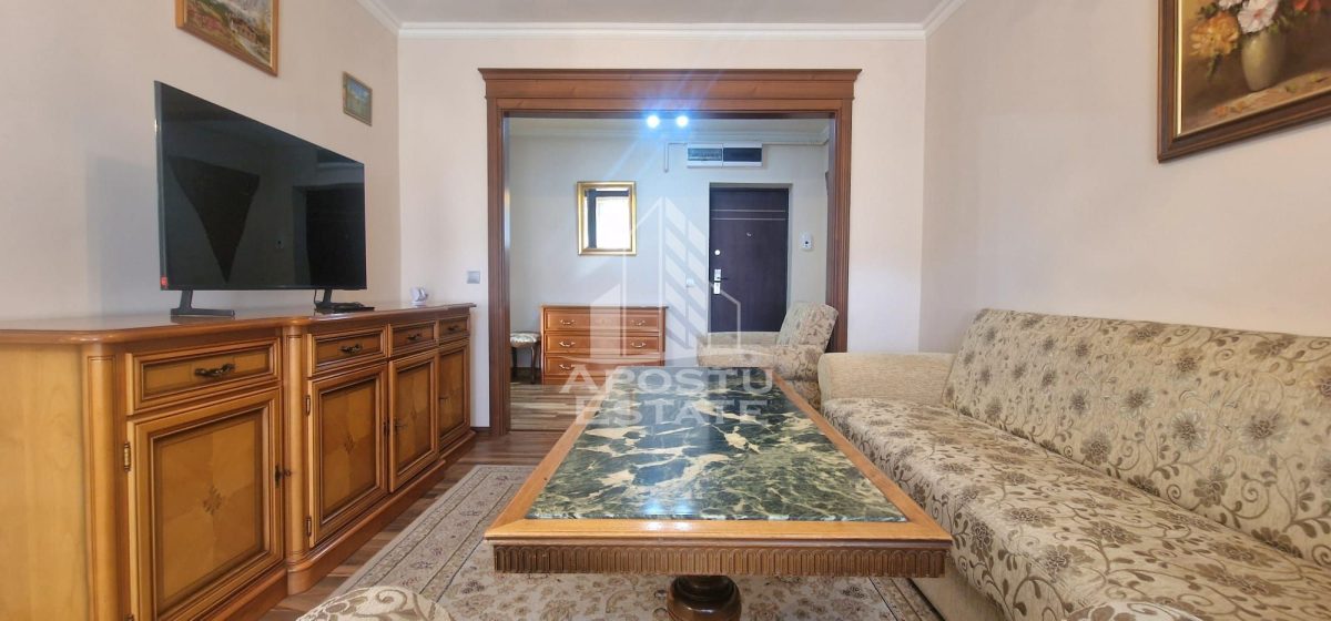 Apartament doua camere decomantat,zona Banu Maracinei - Arad