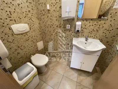 Spatiu pentru birouri de 147 mp, 5 camere, la parter, zona centrala - foto 9