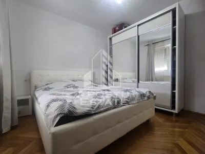 Apartament 3 camere decomandat, etaj 4/4 negociabil - foto 16