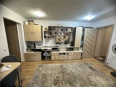 Apartament cu 3 camere, zona Buziasului, 55 mp, Centrala proprie - foto 2
