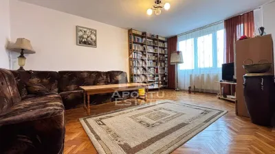 Apartament cu 3 camere de vanzare, boxa, zona Take Ionescu, Timisoara - Timisoara