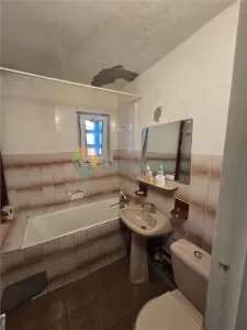 Podu ros, 3 camere, etaj 2, sens Giratoriu, 94000 euro - foto 4