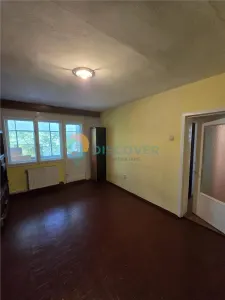 Podu ros, 3 camere, etaj 2, sens Giratoriu, 94000 euro - foto 5