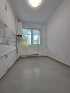 Tatarsi, 2 camere decomandate, etaj 2, renovat, 99900euro - foto 4