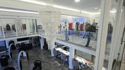 CENTRU DE ÎNFRUMUSEȚARE DE VÂNZARE ÎN SUCEAVA | 394 MP | 1378500 Euro | 3500 Euro MP | 7 PARCĂRI | 500 KVA| COMISION 0 - foto 20