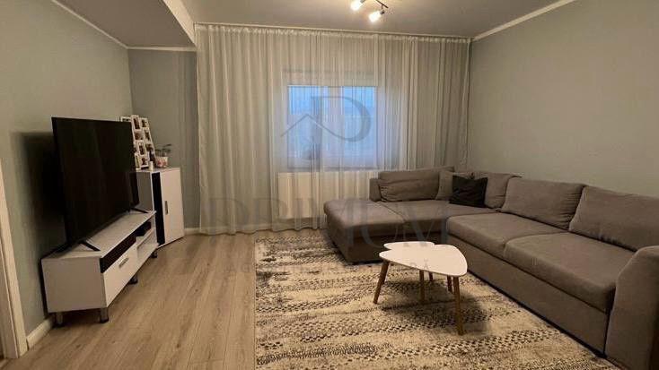 APARTAMENT SPATIOS - 4 CAMERE -ZONA EXCELENTA - Caransebes