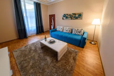 UNIRII - 3 CAM | 2 BAI | BOXA CF | RENOVAT - RESTAURAT | ARHITECTURAL | - Timisoara
