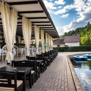 Proprietate pentru investitie - loc. Borsa, Maramures - foto 11