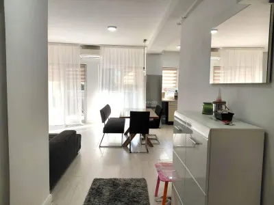 Baia Mare Chirie Apartament 3 camere bloc nou cu lift si parcare - foto 11