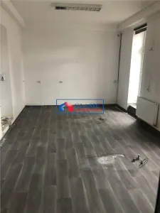 Inchiriere spatiu comercial- birou 75 mp in Centru zona Piata Mihai Viteazu - foto 1