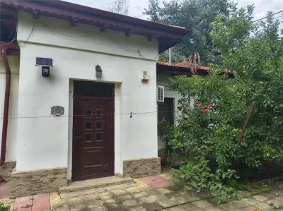 Vanzare casa Dobroesti | 1070 teren deschidere 17 ml la Lac | casa + anexe 325mp construiti | - foto 12