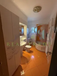 Apartament 2 camere decomandat zona Triaj - foto 6