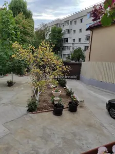 Vila Dristor, cu piscina, garaj, posibilitate spatiu comercial - foto 5