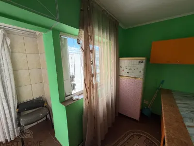 Apartament 3 Camere de Vanzare in Focsani | Zona Centrala | Decomandat | 60 mp - foto 15