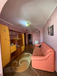 Apartament 3 Camere de Vanzare in Focsani | Zona Centrala | Decomandat | 60 mp - foto 3