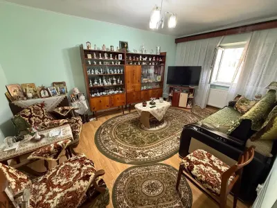 Apartament 3 camere decomandat | 85 mp | Complet renovat | Mobilat si utilat | Zona Centrala - foto 4