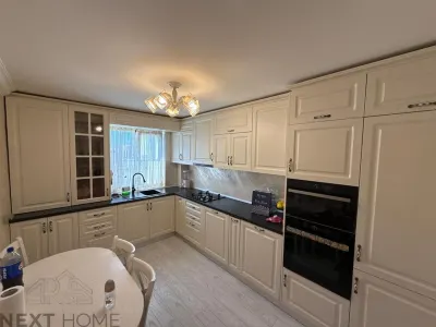 Apartament 4 Camere de Vanzare in Focsani | Ultracentral | 120 mp | Complet Renovat | Mobilat Premium - foto 14