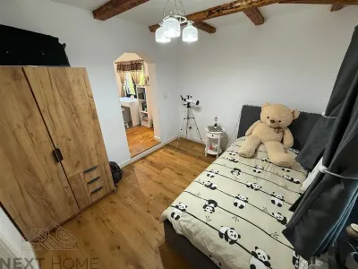 Casa Renovata de Vanzare in Paulesti, Vrancea | 4 Camere | Teren 2.400 mp | Complet Mobilata - foto 11