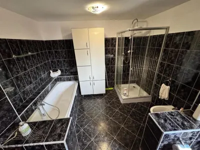 Casa de vanzare in Panciu | 6 camere | Teren 4.143 mp | Crucea de Jos - foto 11