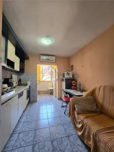 Nicolina - Belvedere, 2 camere decomandat 53mp, liber - foto 6