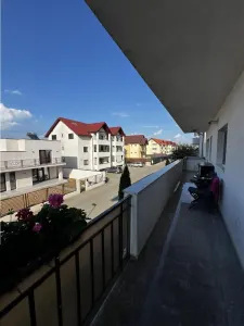 De vanzare apartament cu 2 camere decomandate etaj 1 zona Pictor Brana - foto 11