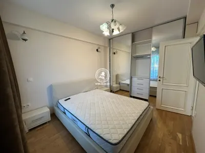 Apartament 3 camere de inchiriat, Copou - foto 8