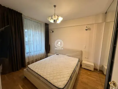 Apartament 3 camere de inchiriat, Copou - foto 9