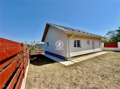 Vila cu 4 camere, de vanzare in Valea Adanca - foto 2