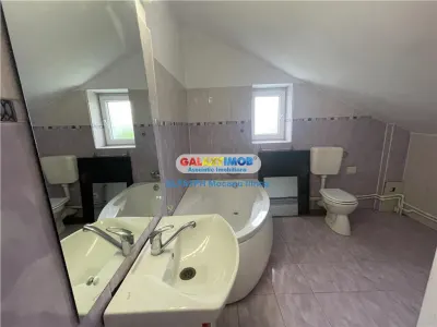 Inchiriere conac 160 mp, in Ploiesti, zona Afi Palace - foto 23