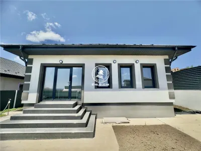 Vila  de vanzare  Miroslava, - Iasi