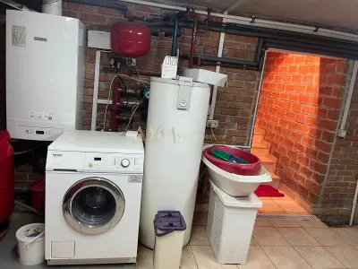 Vanzare casa individuala 6 camere cu piscina si ponton propriu la raul Bega - foto 10