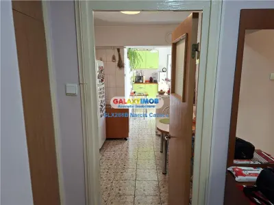 Vanzare apartament 3 camere Bulevardul Basarabia 108-112 - foto 4