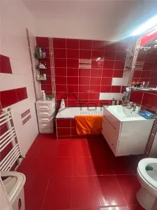 Dacia - Str. Vitejilor, 3 camere decomandat, etaj intermediar - foto 8