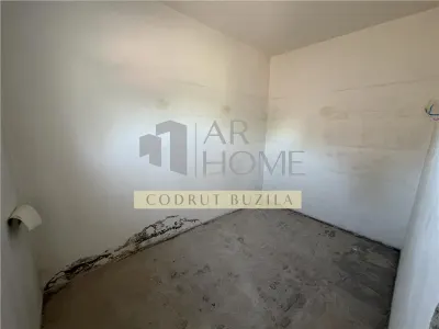 Apartament 3 camere in vila, curte, zona centrala Breaza, Prahova - foto 8