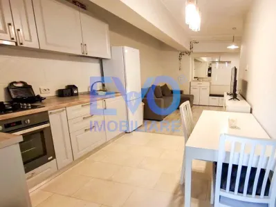 Apartament cu 2 camere, etajul 1, complex Royal Town Copou - Iasi