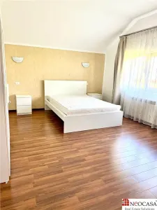 VILA INDIVIDUALA CU PISCINA, LANGA JOLIE VILLE MALL! - foto 16