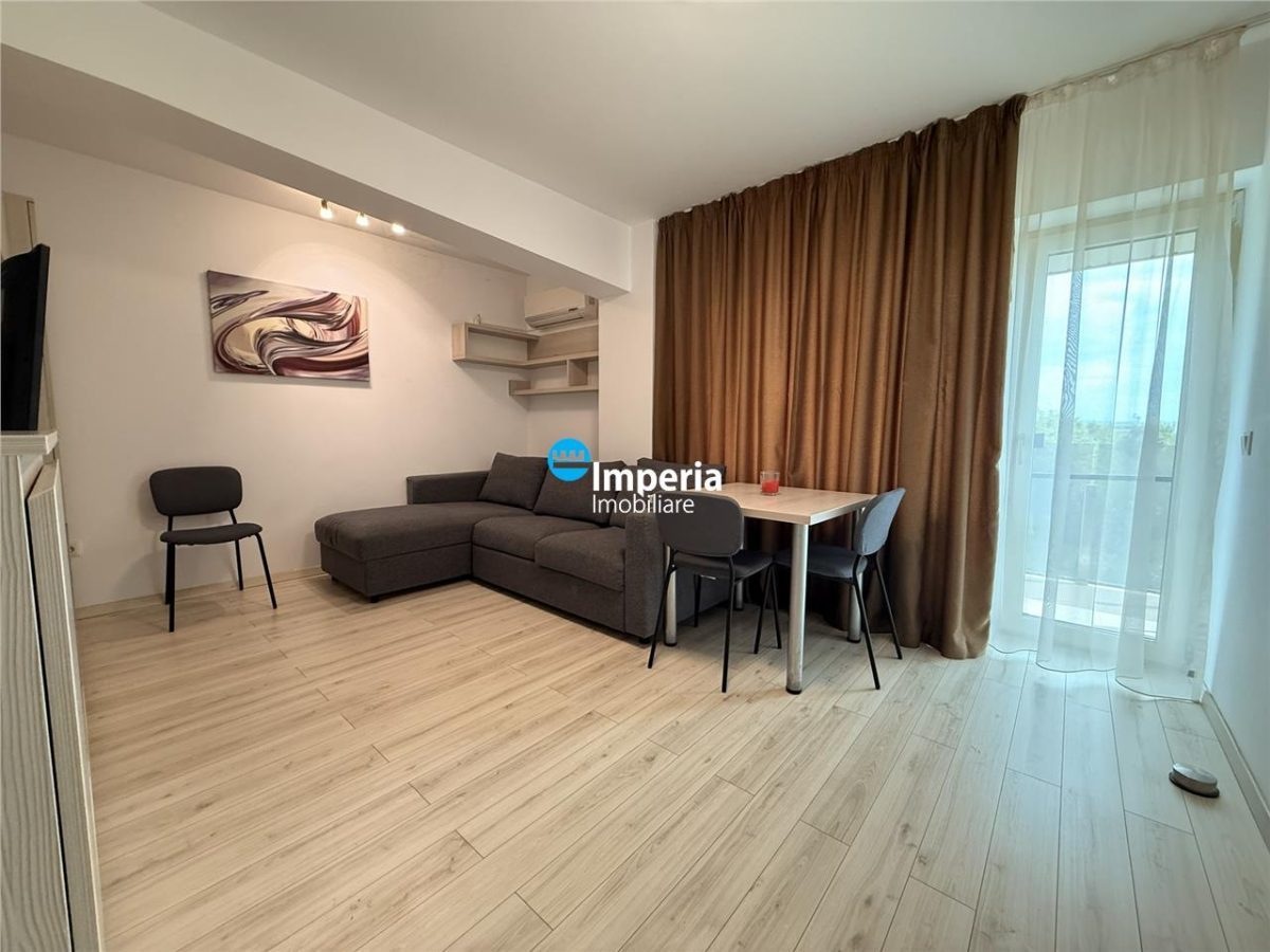 Inchiriez apartament 2 camere, semi - decomandat, Complex Roua Residence - Iasi