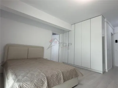 Inchiriere apartament o camera+ loc de parcare- Bucium, Visani - foto 3