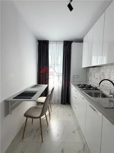 Inchiriere apartament o camera+ loc de parcare- Bucium, Visani - foto 6